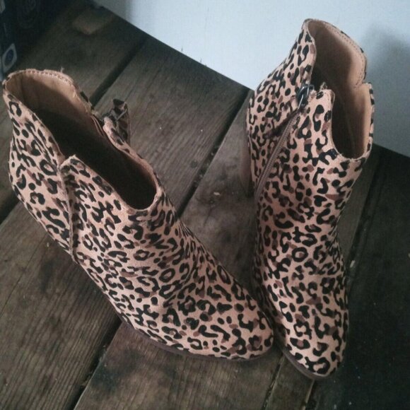 Boots Ladies Leopard Western Classic Ankle - Picture 8 of 8
